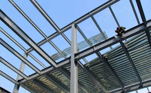 渭源渭源钢结构加工中的切割与钻孔精度控制要点